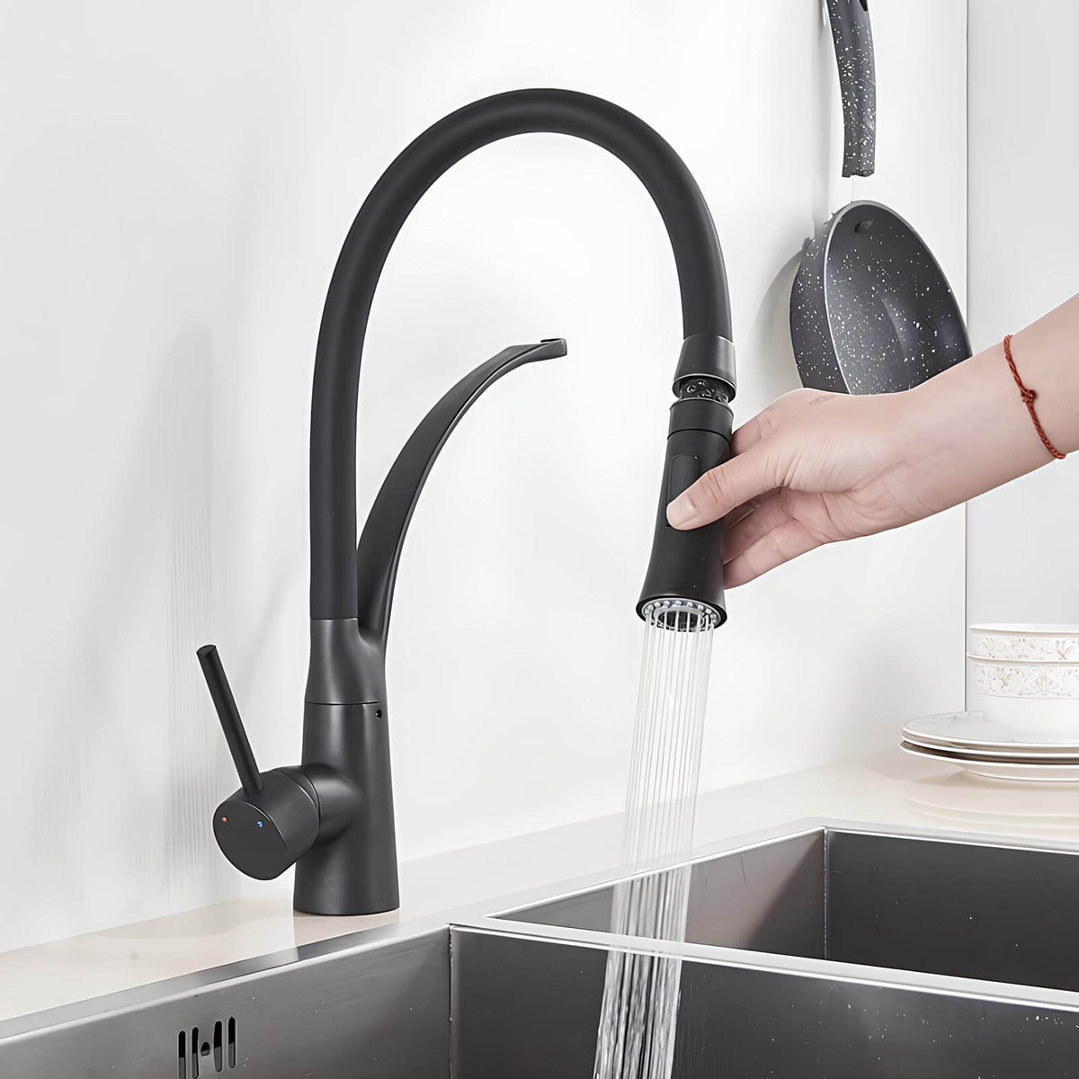 Robinet cuisine en laiton - mitigeur avec douchette extractible et bec orientable - Chrome