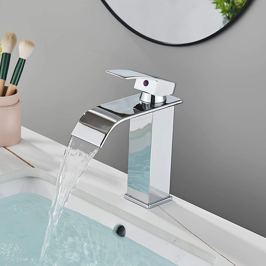 Robinet cascade lavabo - Style classique - Or