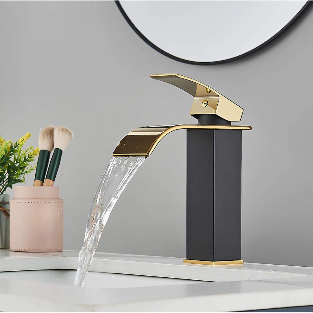 Robinet cascade lavabo - Style classique - Or