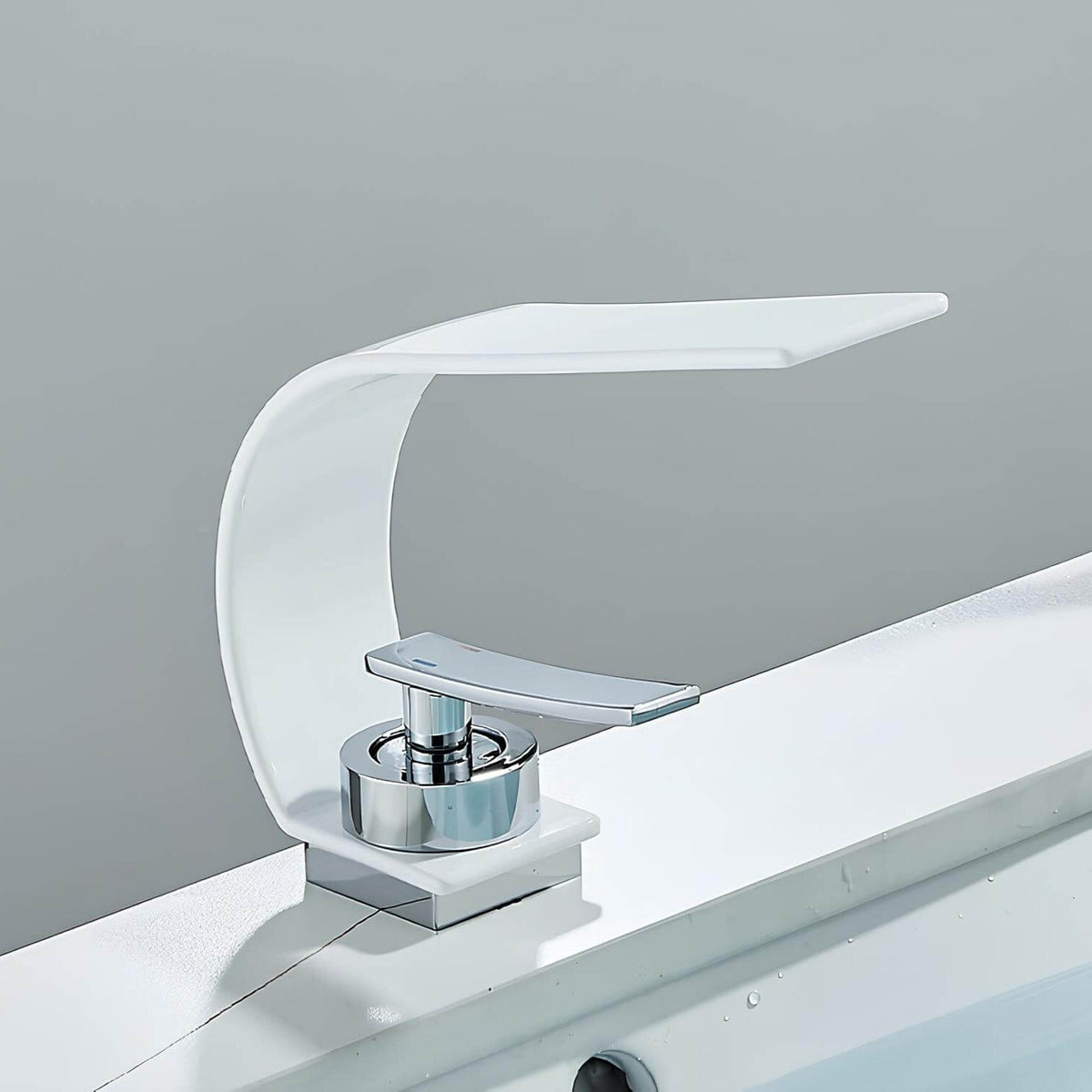Robinet cascade design extra-fin - Noir