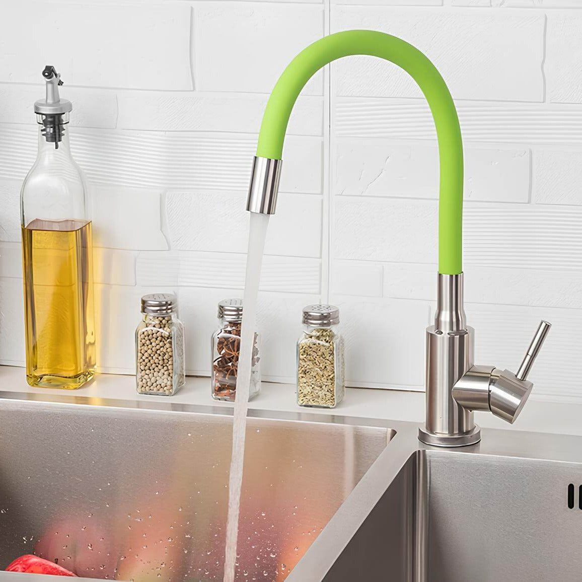 Robinet douchette flexible avec col coloré - Noir
