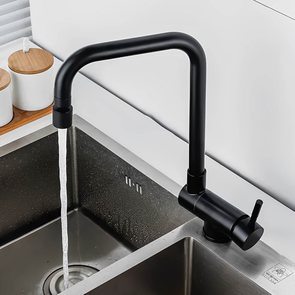 Robinet douchette pour évier inox pliable à double rotation - Noir