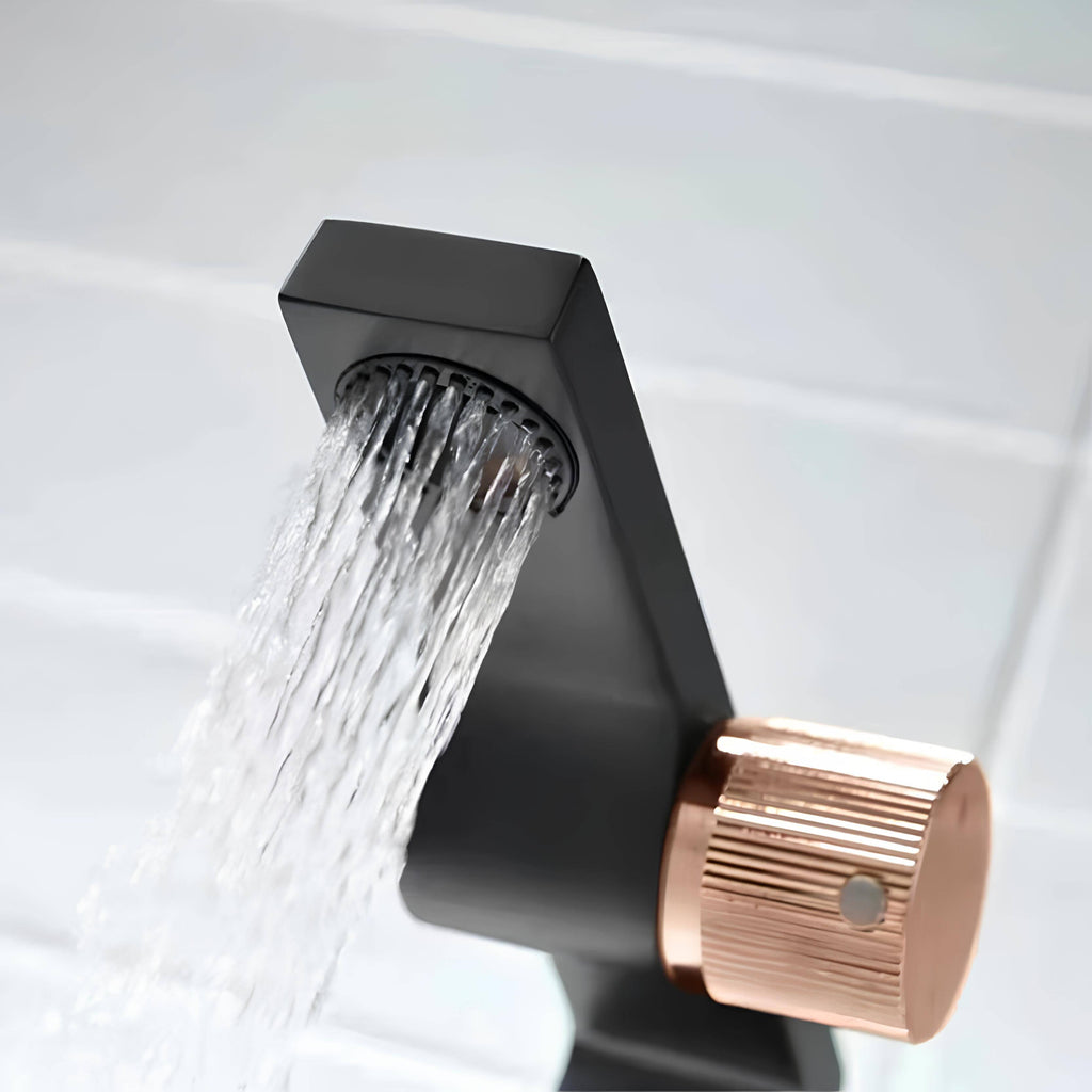 Robinet en laiton brossé - mitigeur design innovant - Chrome