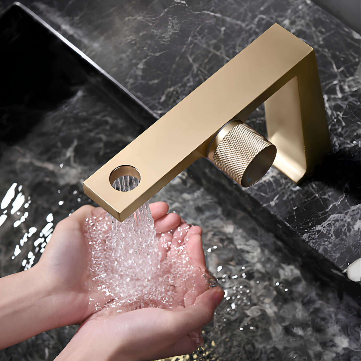 Robinet en laiton brossé - mitigeur design innovant - Blanc