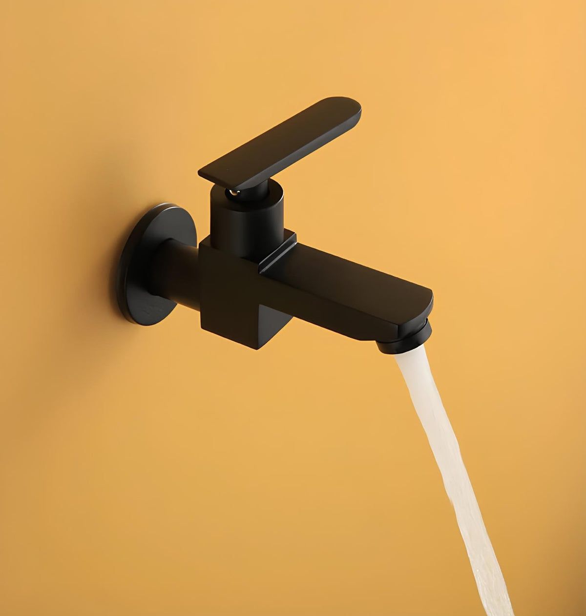Robinet extérieur design épuré - Noir