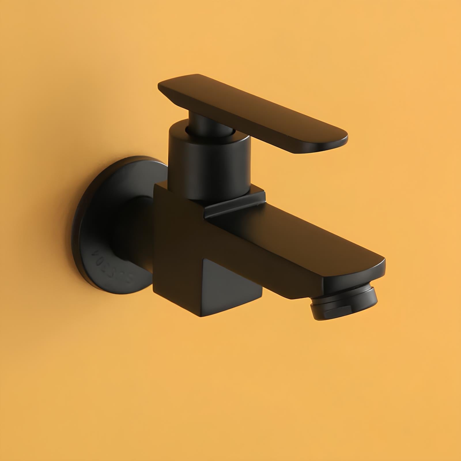 Robinet extérieur au design épuré