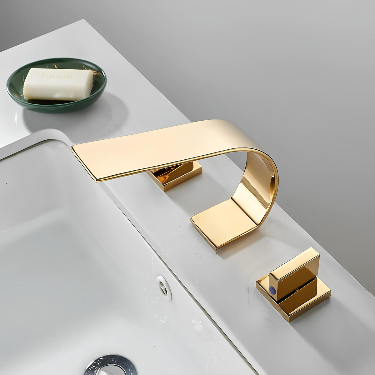 Robinet lavabo - bec effet cascade - Chrome