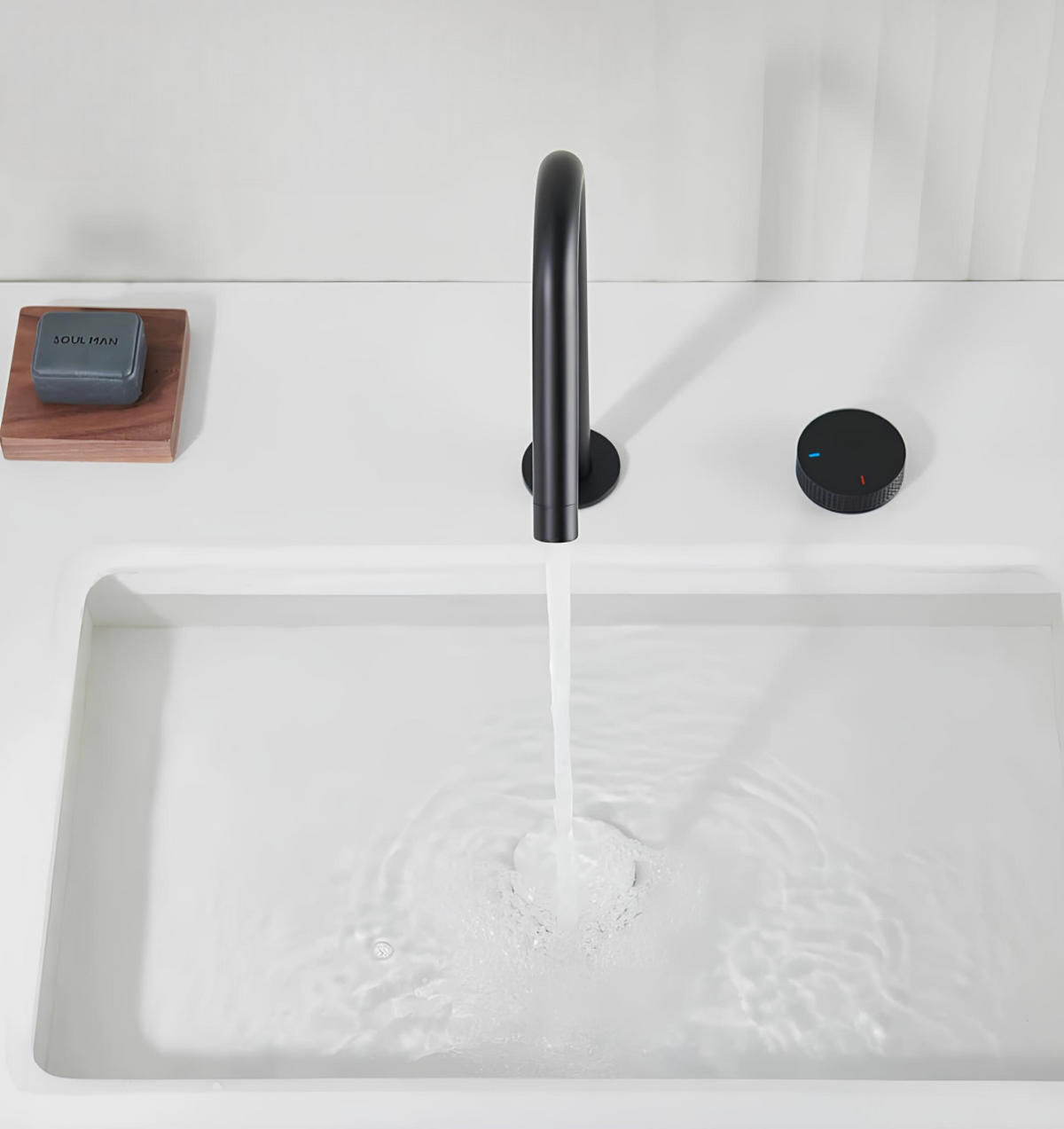 Robinet lavabo - design minimaliste - Or