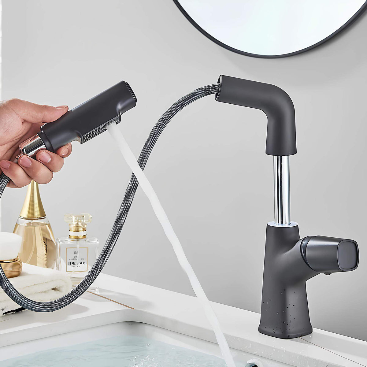 Robinet lavabo orientable avec douchette - Noir