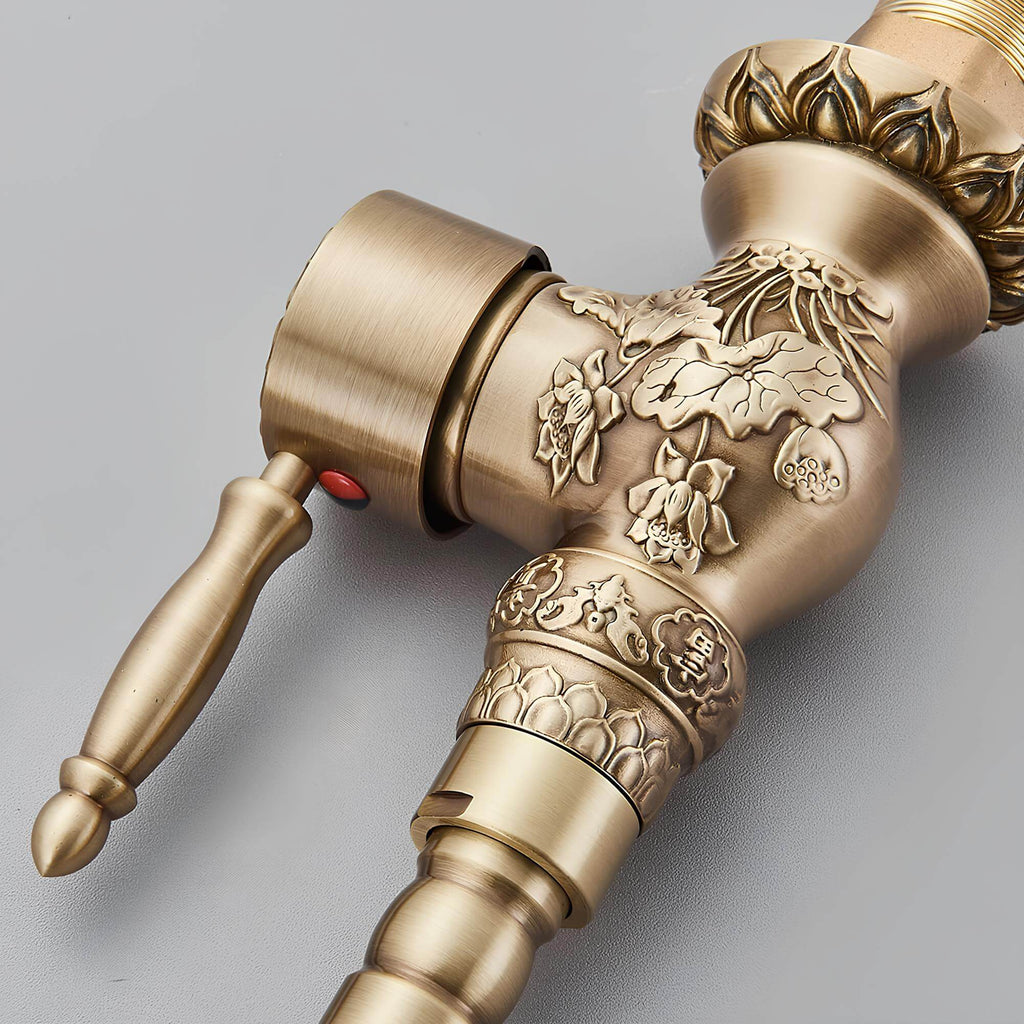 Robinet lavabo vintage sculpté - Or