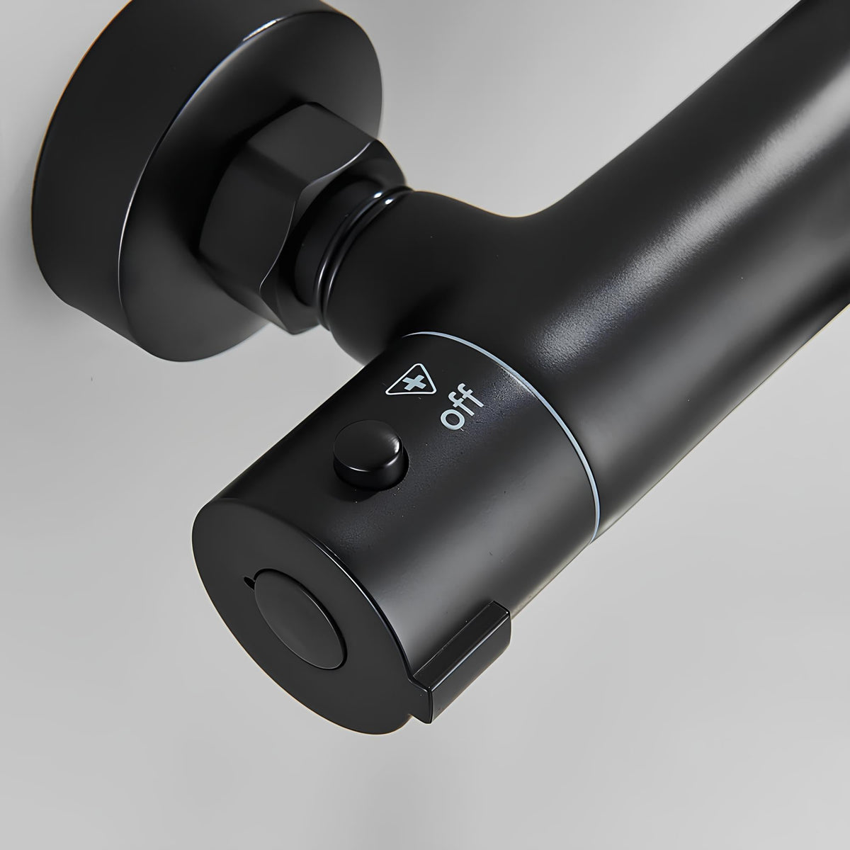 Robinet mitigeur thermostatique - Confort et design - Noir