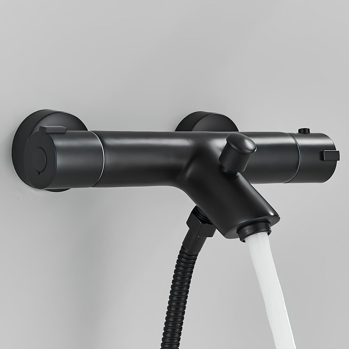 Robinet mitigeur thermostatique - Confort et design - Noir