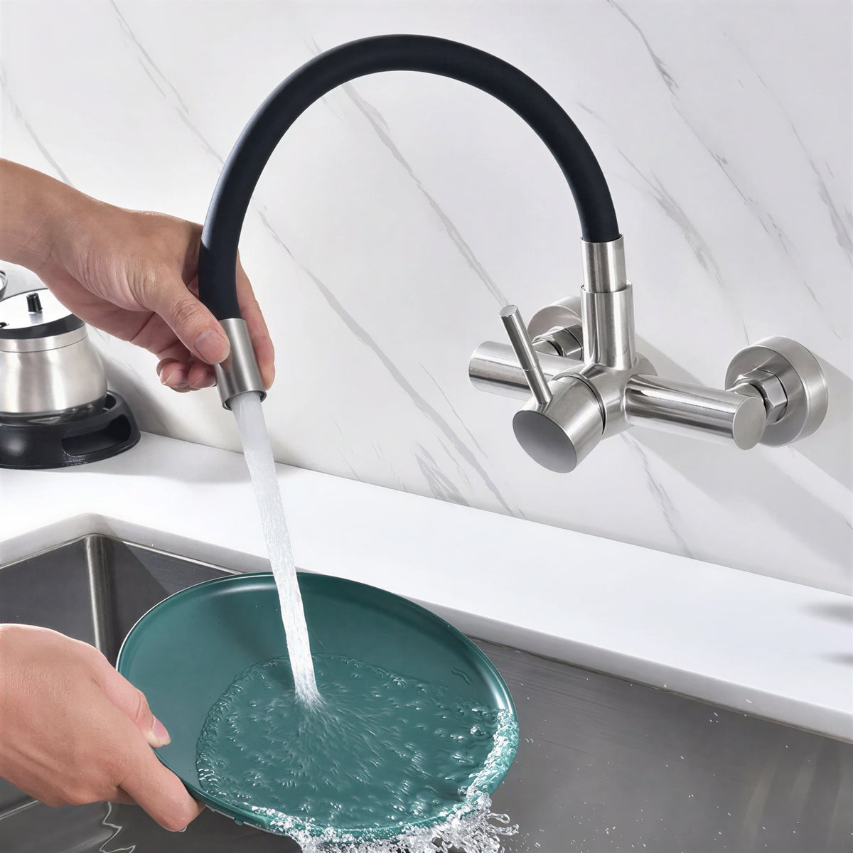 Robinet mural cuisine - mitigeur pliable avec bec orientable 360° - Chrome