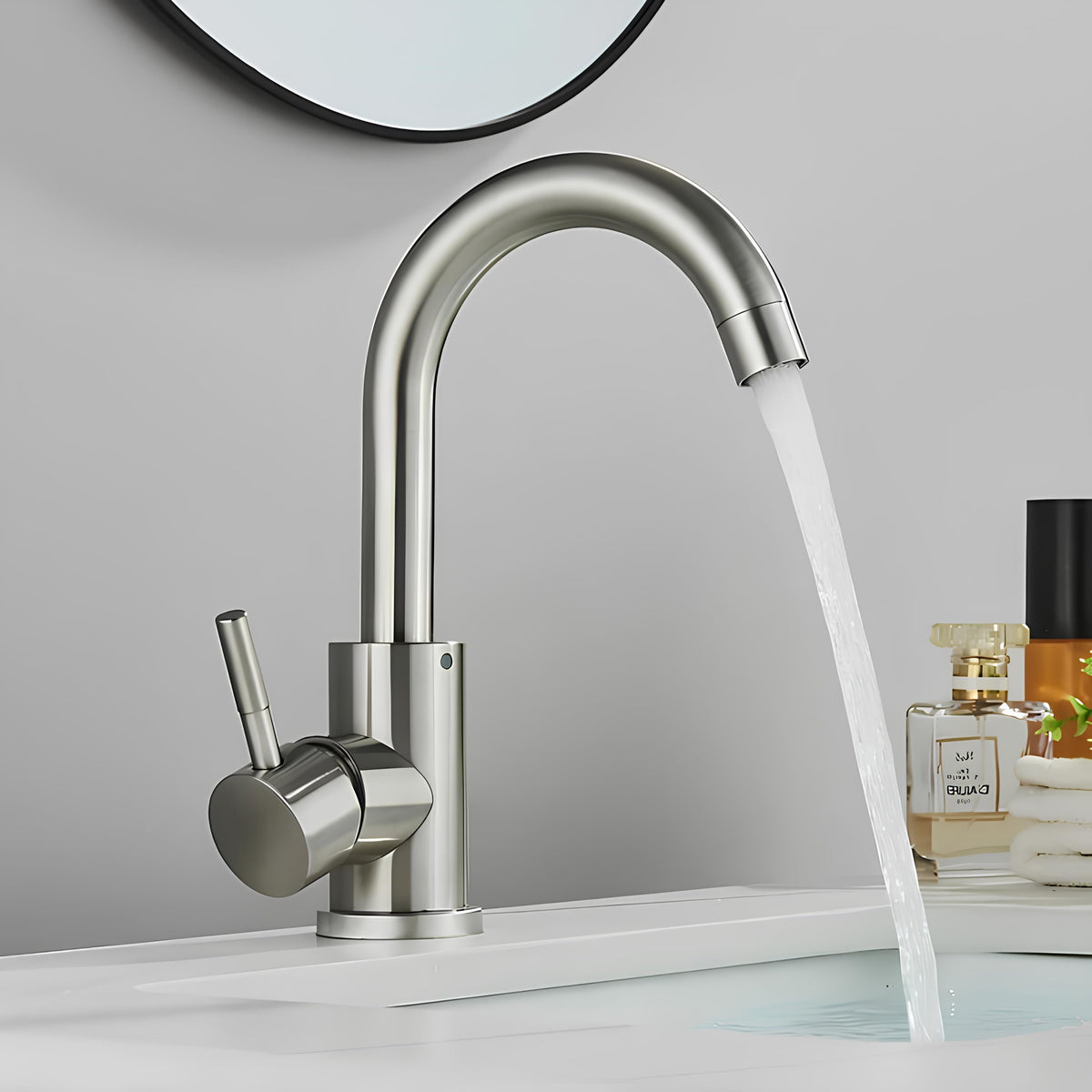 Robinet pour lavabo pivotant -360° - Blanc