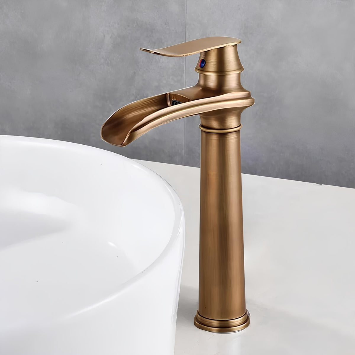 Robinet vasque cascade - Style antique - Gris brossé
